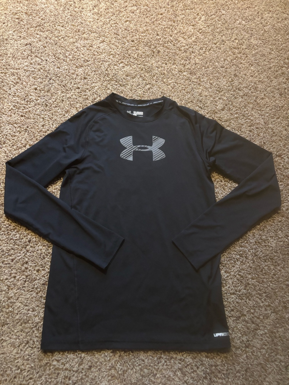 Under Armour Boy’s Black Crewneck Performance Tee